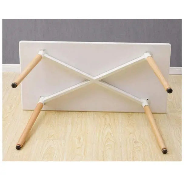 Modern Glossy Dining Table With Solid Wood Legs