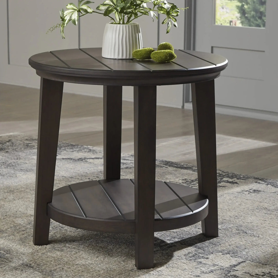 Traditional Round End Table - Coffee Table